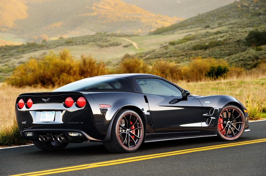  Chevrolet Corvette ZR1 2012 года  (фото 2 из 66)